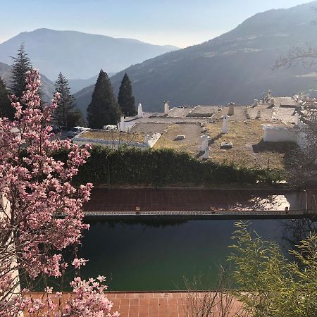 קפיליירה Hostal Rural Poqueira מראה חיצוני תמונה