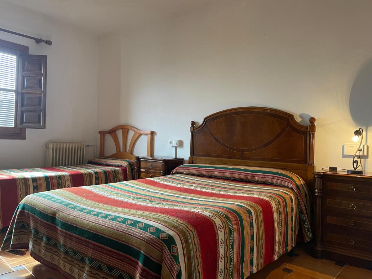 קפיליירה Hostal Rural Poqueira מראה חיצוני תמונה