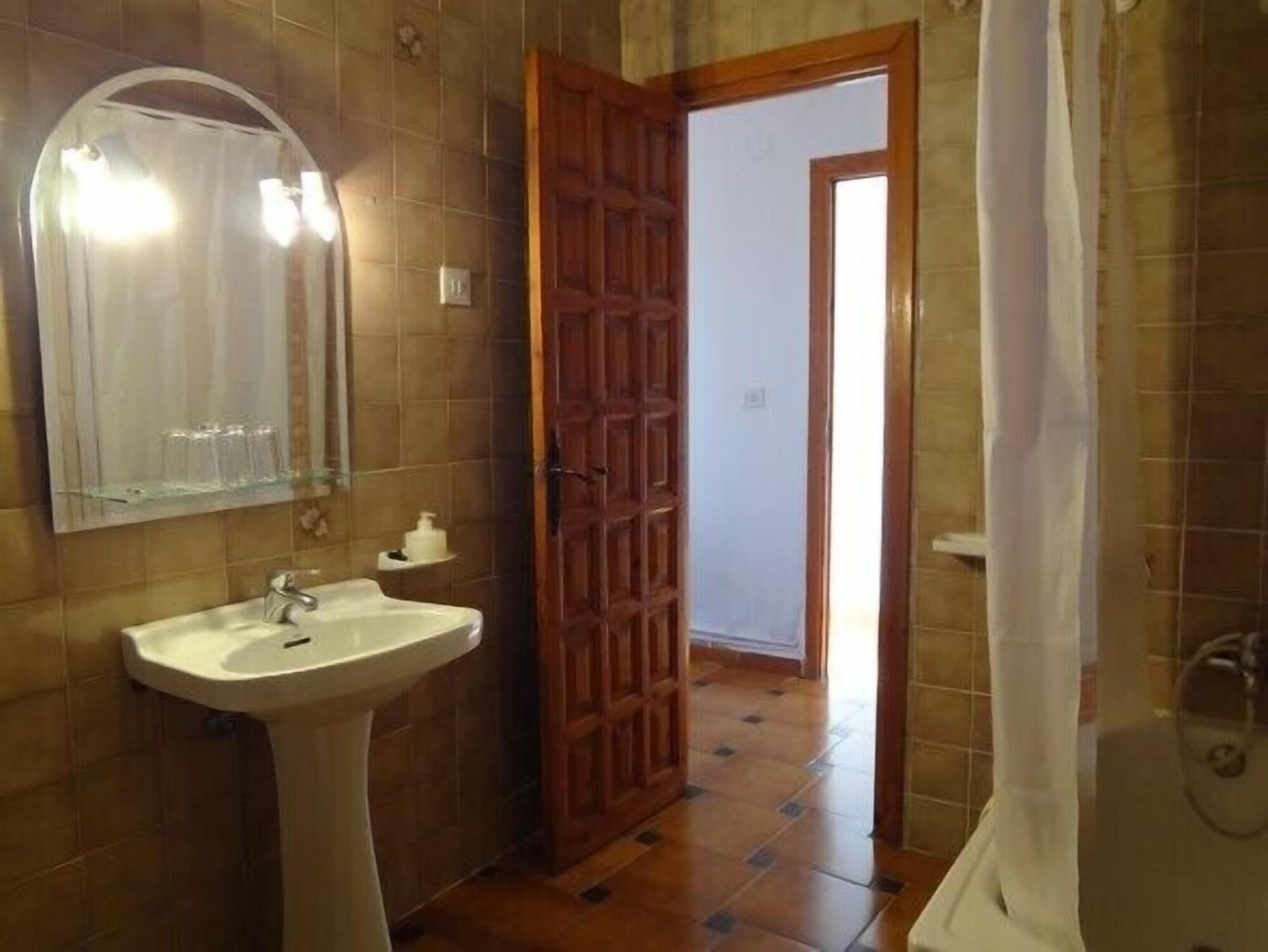 קפיליירה Hostal Rural Poqueira מראה חיצוני תמונה