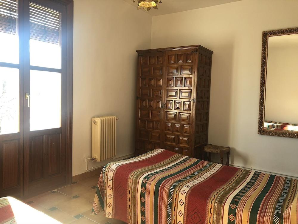 קפיליירה Hostal Rural Poqueira מראה חיצוני תמונה