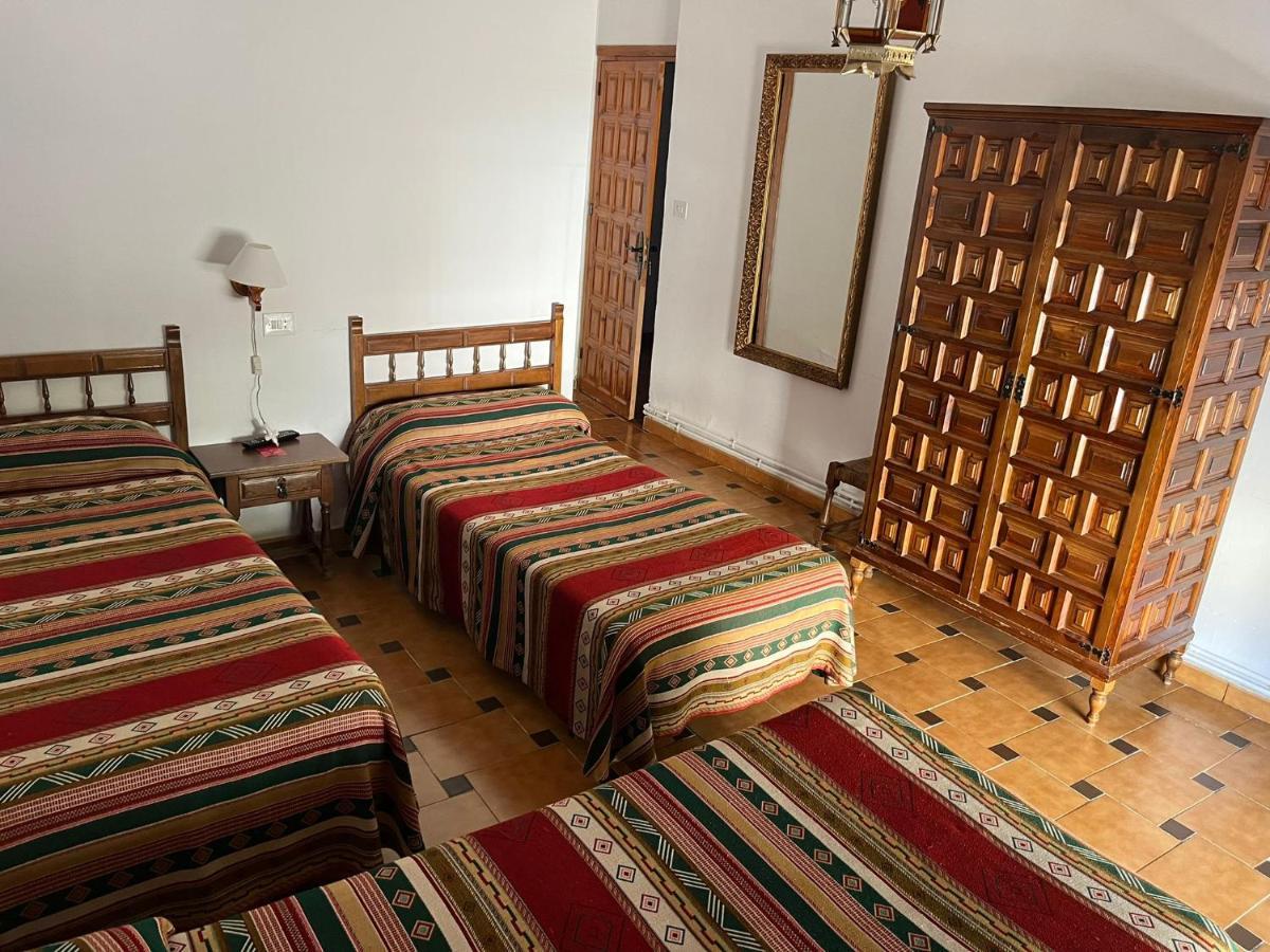 קפיליירה Hostal Rural Poqueira מראה חיצוני תמונה