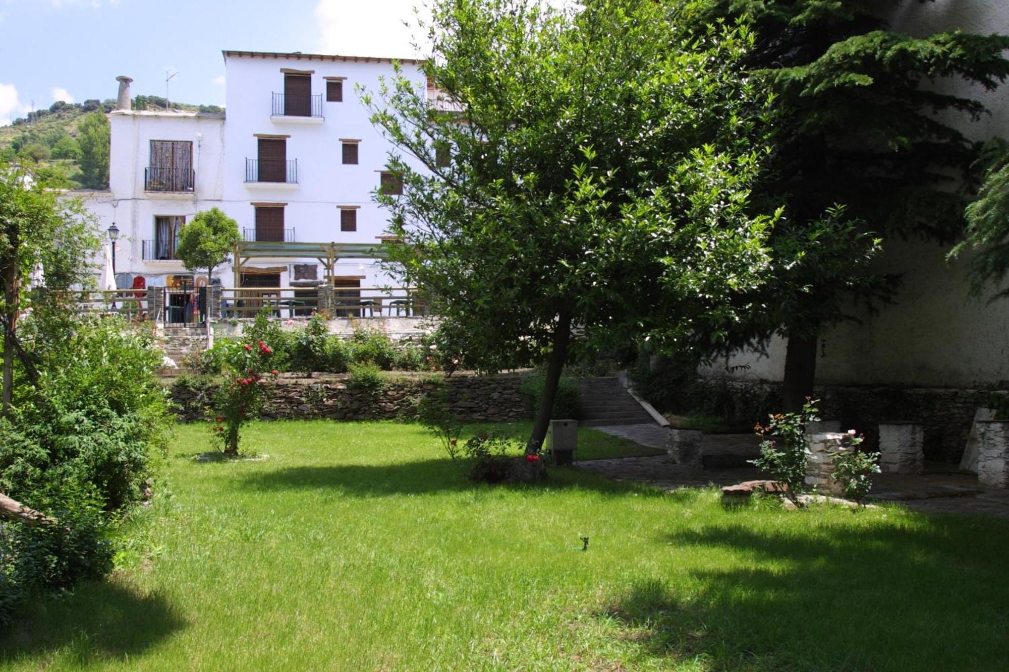 קפיליירה Hostal Rural Poqueira מראה חיצוני תמונה
