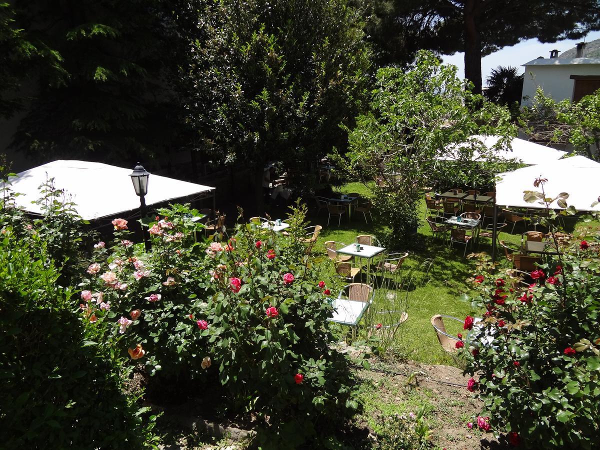 קפיליירה Hostal Rural Poqueira מראה חיצוני תמונה