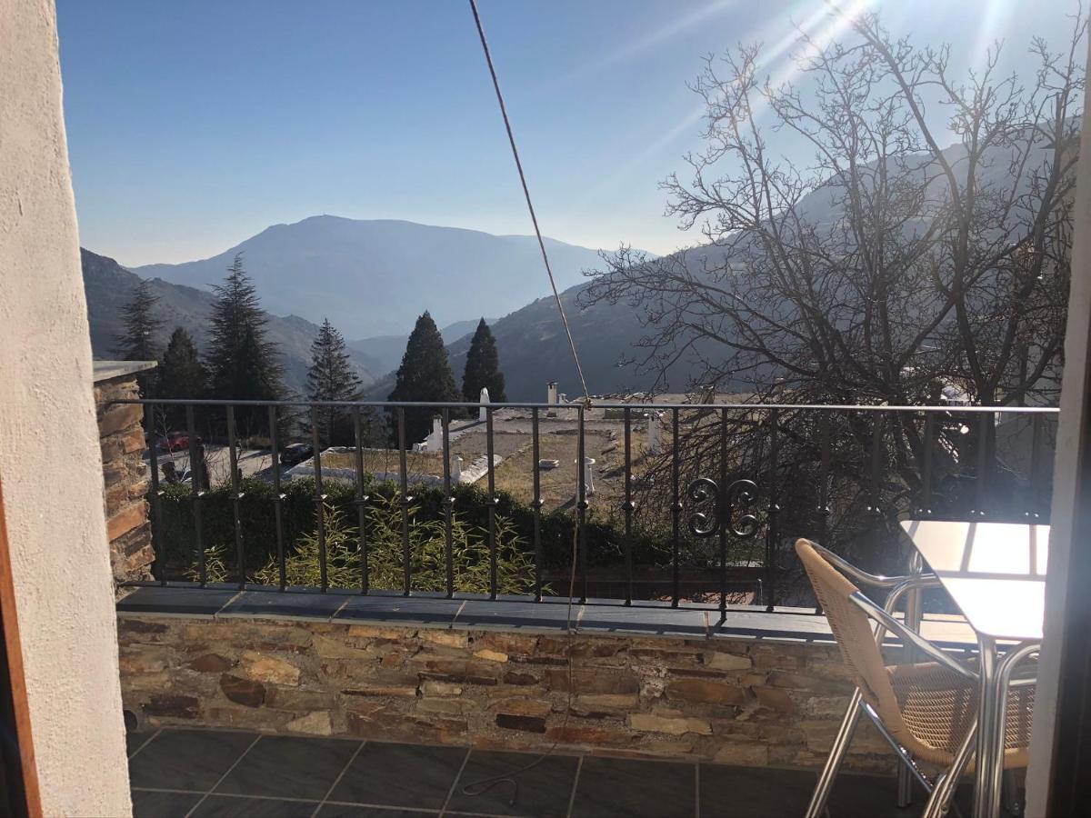 קפיליירה Hostal Rural Poqueira מראה חיצוני תמונה